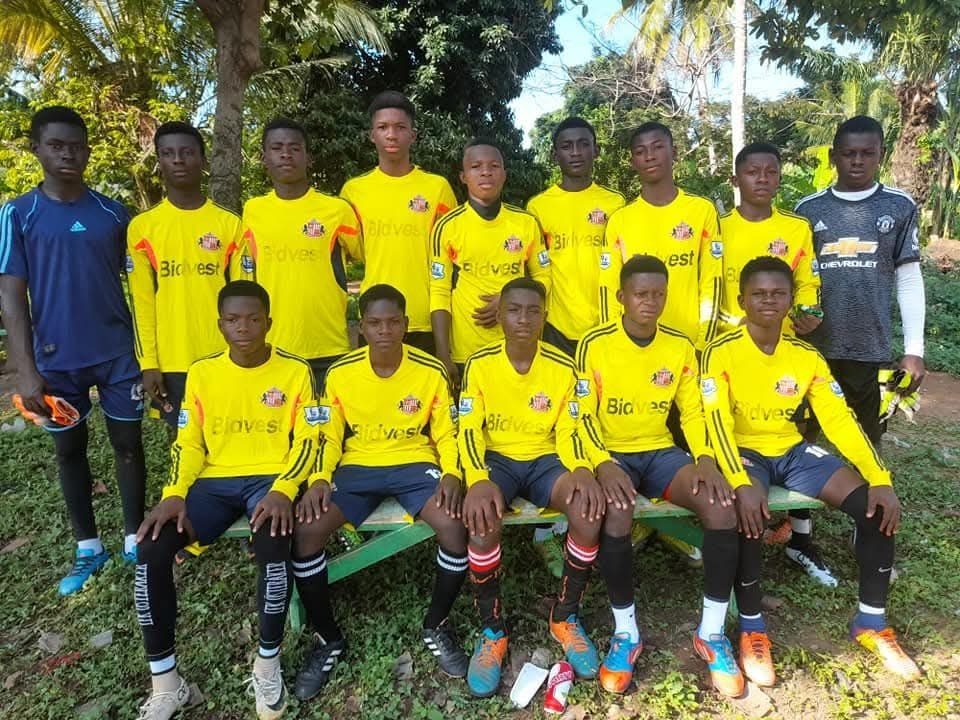 Young football players in a team photograph